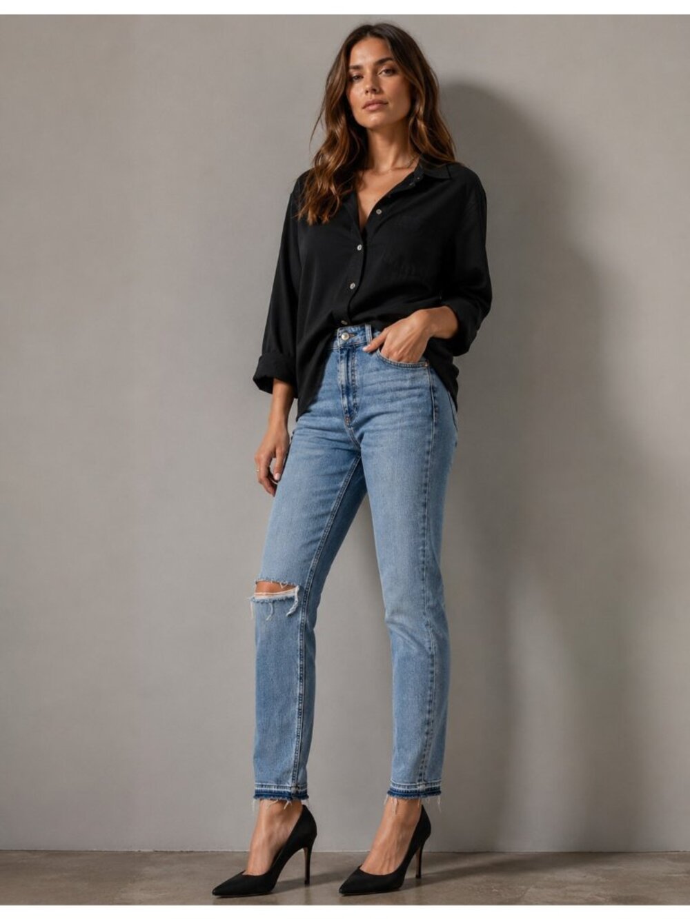 Rag & Bone Light Wash Distressed Skinny Jeans Women’s Size 28 Busted Knee